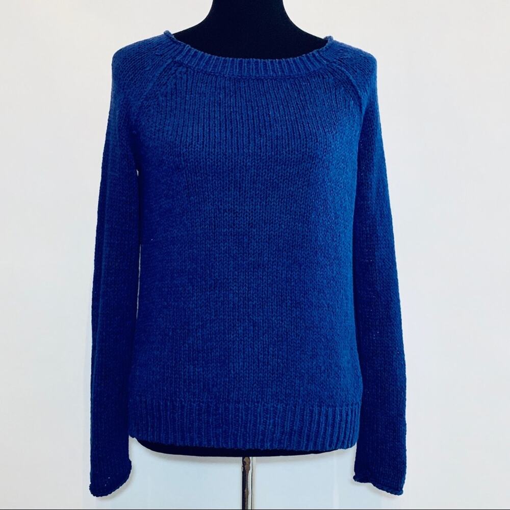 Vince blue crewneck knit ribbed trim sweater size Extra Small XS